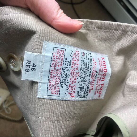 London Fog men 46R vintage fur trim beige mens trench coat button down - Picture 5 of 5